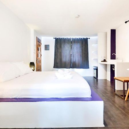 Babosam Hotel Balabag  Bagian luar foto