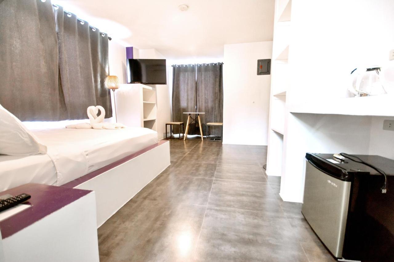 Babosam Hotel Balabag  Bagian luar foto