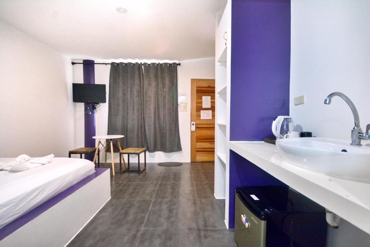 Babosam Hotel Balabag  Bagian luar foto
